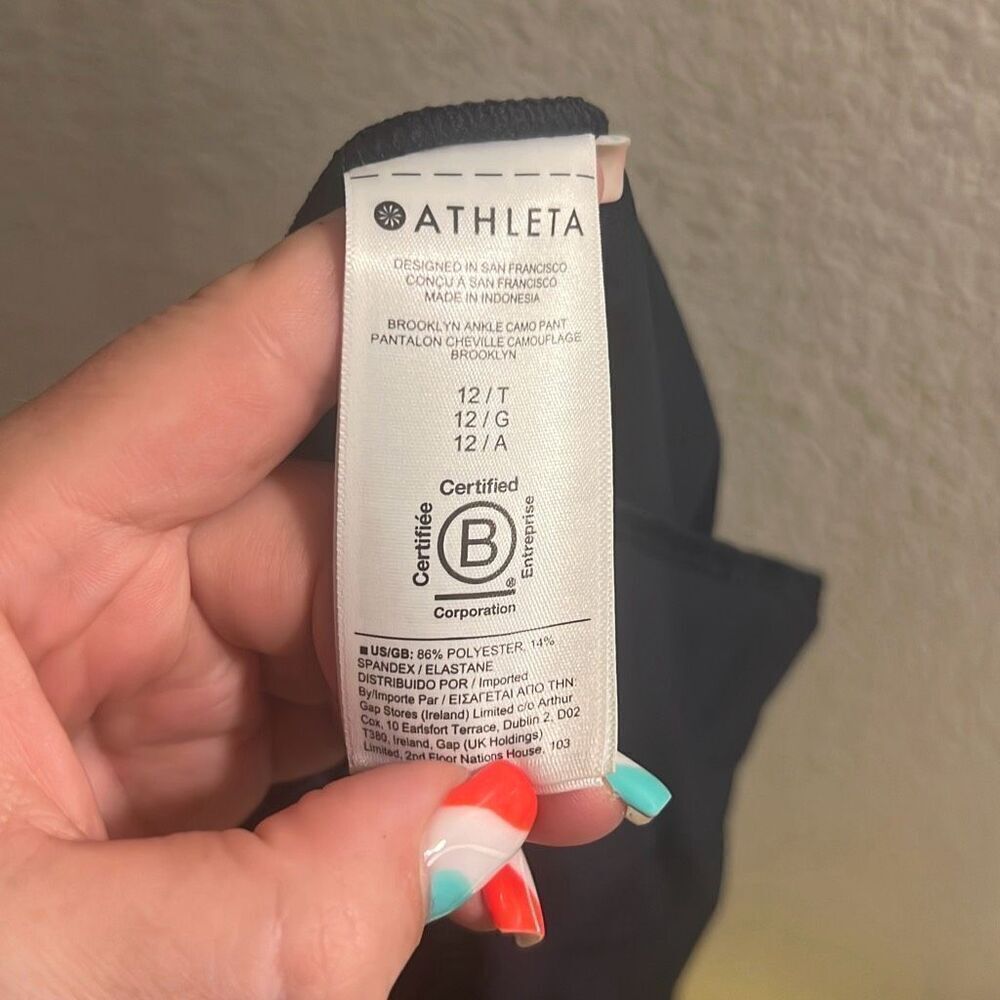 ✨ATHLETA BROOKLYN CAMO NAVY SZ 12T JOGGER✨ - Picture 11 of 11